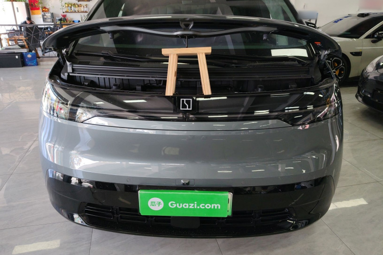 Zeekr MIX 2025 صورة سيارة #25