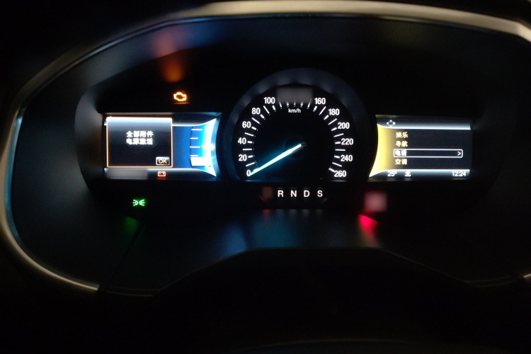 Ford Edge 2017 صورة سيارة #25