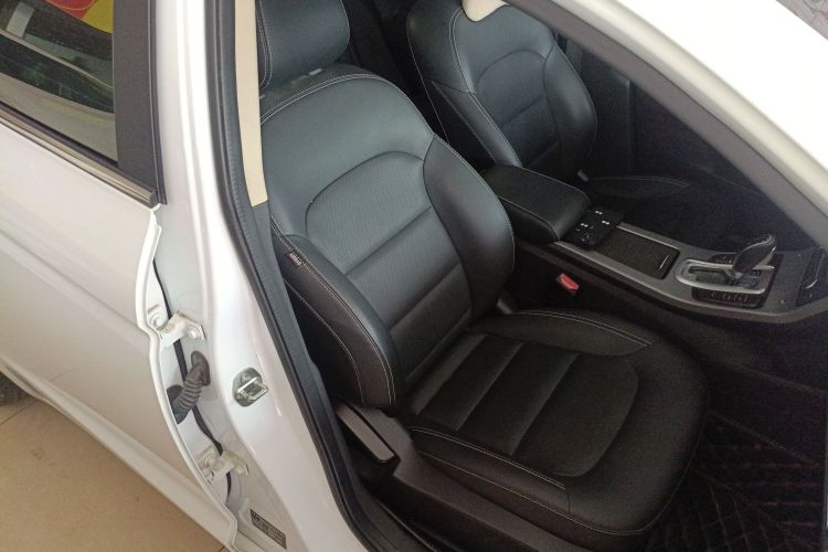 GEELY Emgrand L 2018 car image #25