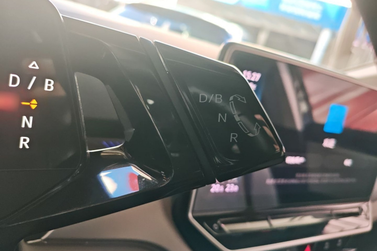 Volkswagen ID.6 Crozz 2021 #25 Volkswagen ID.6 Crozz 2021 car image #25