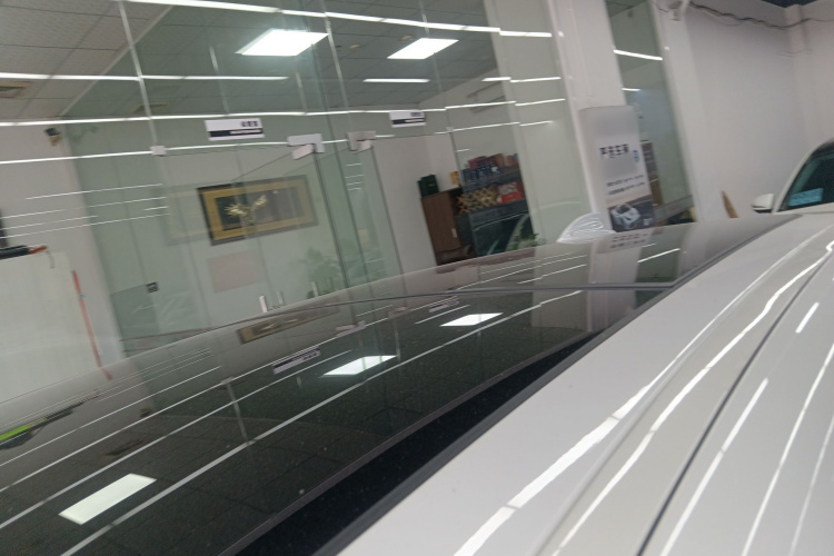 宝马 宝马5系新能源 2021 汽车图片 #25