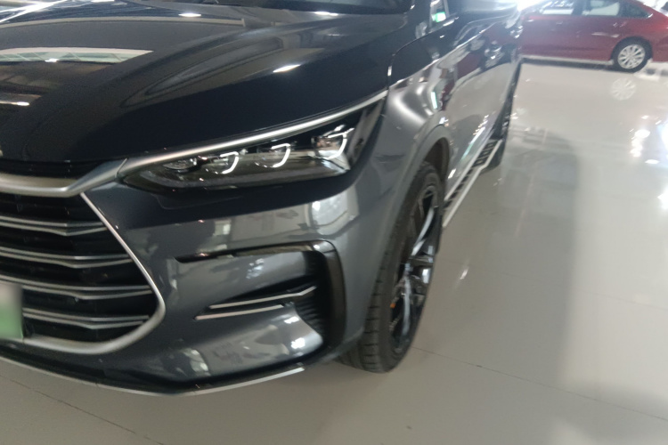 BYD Tang New Energy 2021 immagine di auto #25