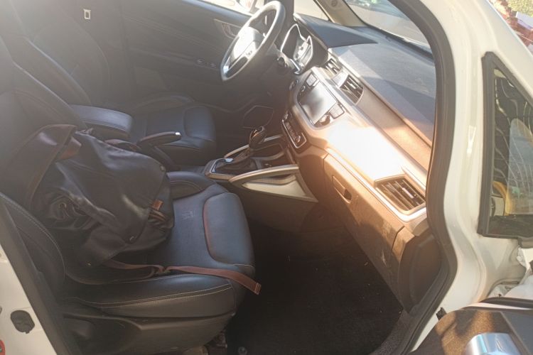 Vision X3 2018 image de voiture #25