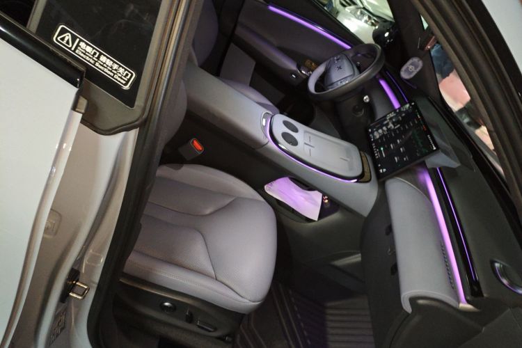 Xpeng G7 2025 #25 Xpeng G7 2025 car image #25