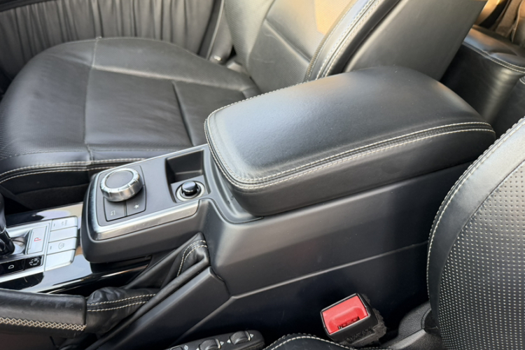 Mercedes-Benz G Class 2016 immagine di auto #25