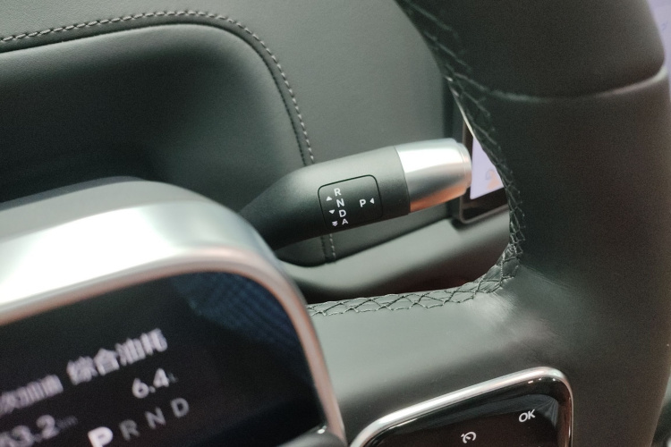 Li L8 2024 imagem de carro #25