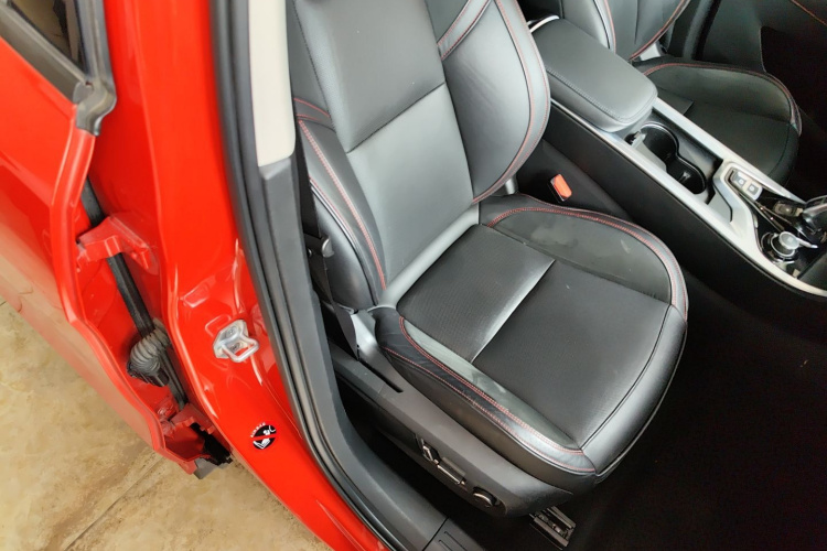 Lynk & Co 01 2018 #25 Lynk & Co 01 2018 car image #25