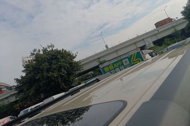 Tank 300 New Energy 2025 car image #25