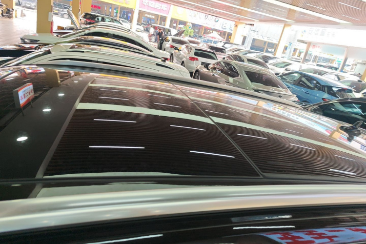 Volkswagen Touareg 2018 car image #25