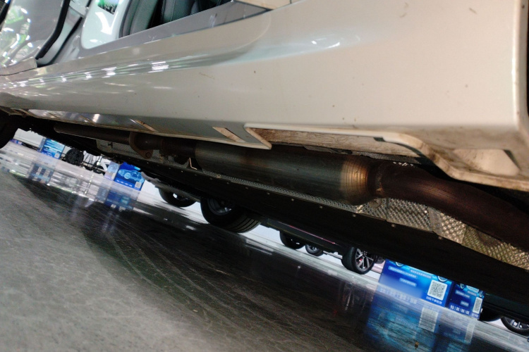 哪吒汽车 哪吒S猎装 2025 汽车图片 #25