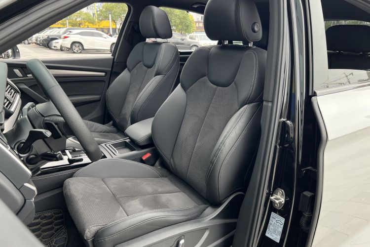 Audi Q5L Sportback 2023 #25 Audi Q5L Sportback 2023 immagine di auto #25