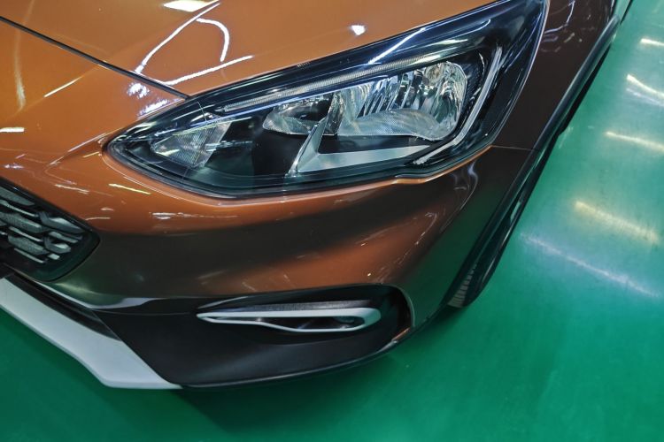 Ford Focus Active 2019 #25 Ford Focus Active 2019 immagine di auto #25