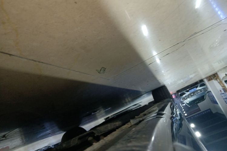 HongQi H9 2022 car image #25