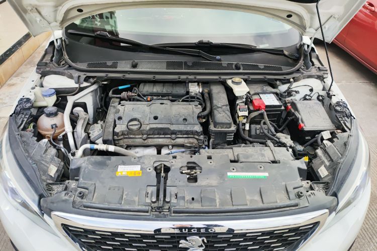 Peugeot 308 2019 car image #25