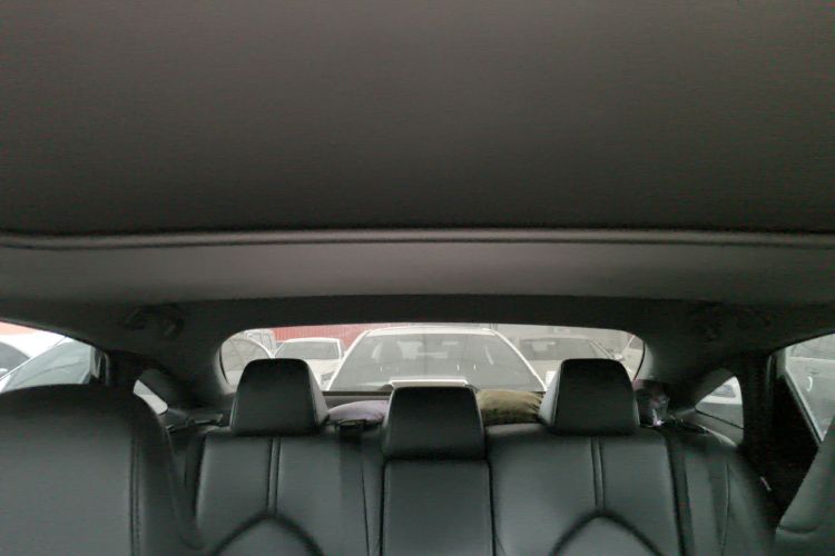 Toyota Avalon 2023 car image #25