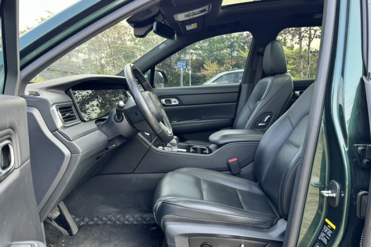 Li One 2022 imagem de carro #25