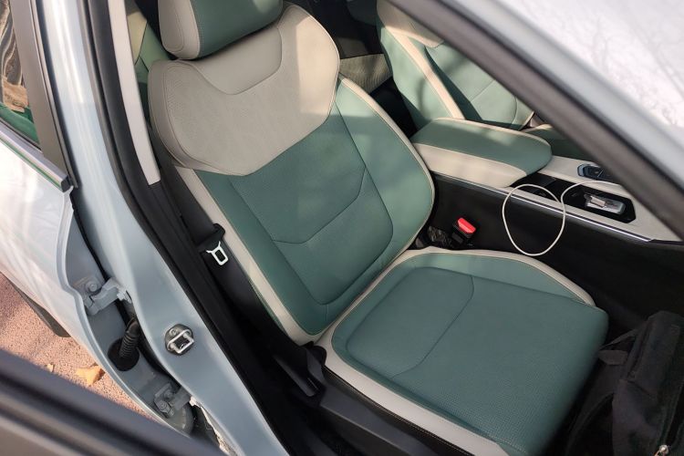 GEELY Emgrand L HiP 2022 #25 GEELY Emgrand L HiP 2022 car image #25