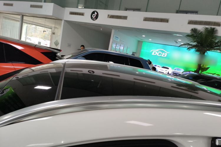 Mercedes-Benz EQA Class 2022 immagine di auto #25