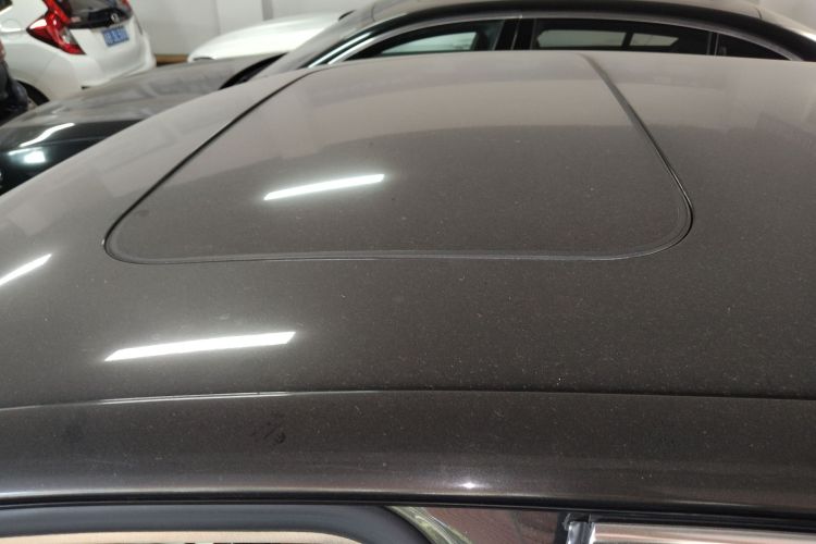 Volkswagen Pheaton 2013 immagine di auto #25