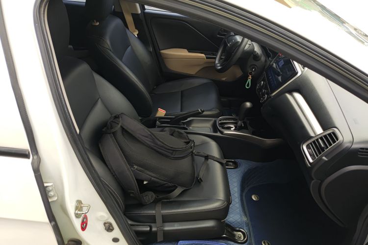 Honda Greiz 2018 car image #25