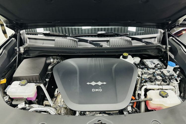 方程豹 豹8 2025 汽车图片 #25