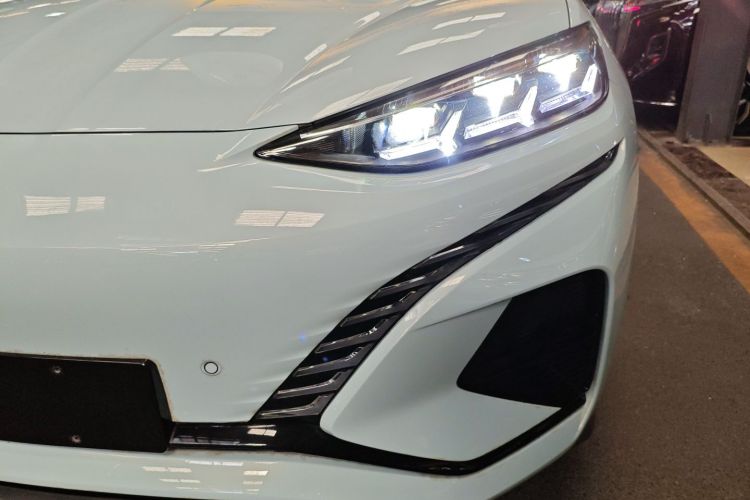 Denza N7 2023 صورة سيارة #25