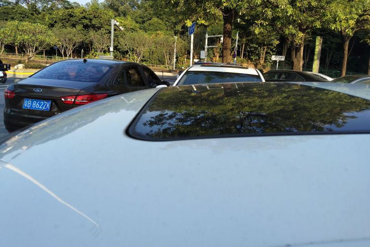 Skoda Rapid Spaceback 2017 car image #25