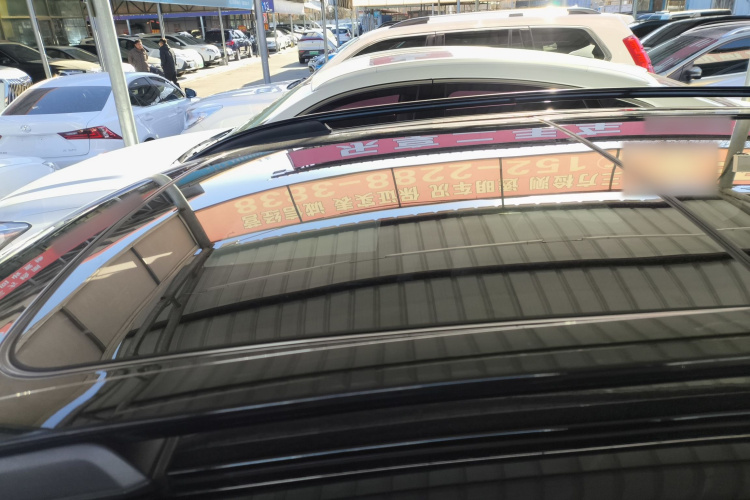 Lynk & Co 01 EM-P 2022 car image #25