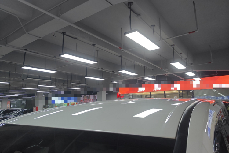 Toyota Alphard 2023 #25 Toyota Alphard 2023 car image #25