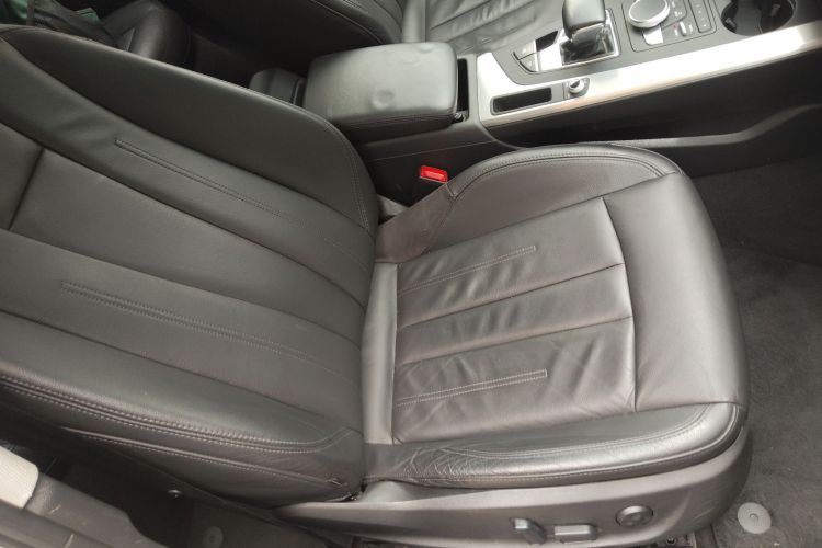 Audi A4L 2020 #25 Audi A4L 2020 car image #25