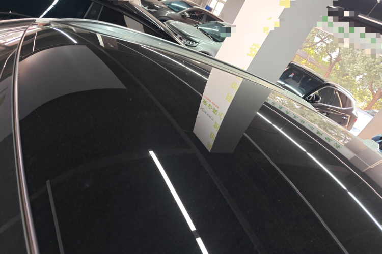 BMW iX1 2025 #25 BMW iX1 2025 صورة سيارة #25