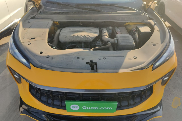 Forthing 2022 car image #25