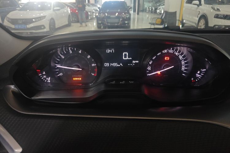 Peugeot 2008 2016 car image #25