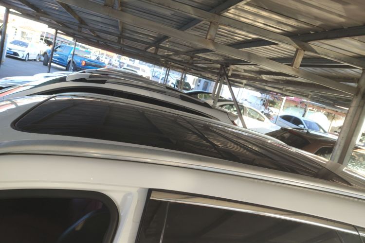 MG HS 2019 car image #25