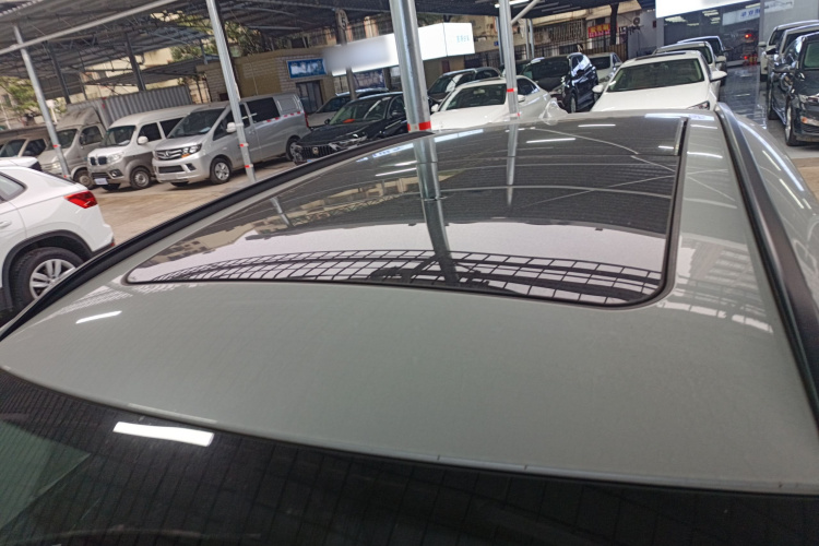 BMW 2 Series Tourer 2018 car image #25