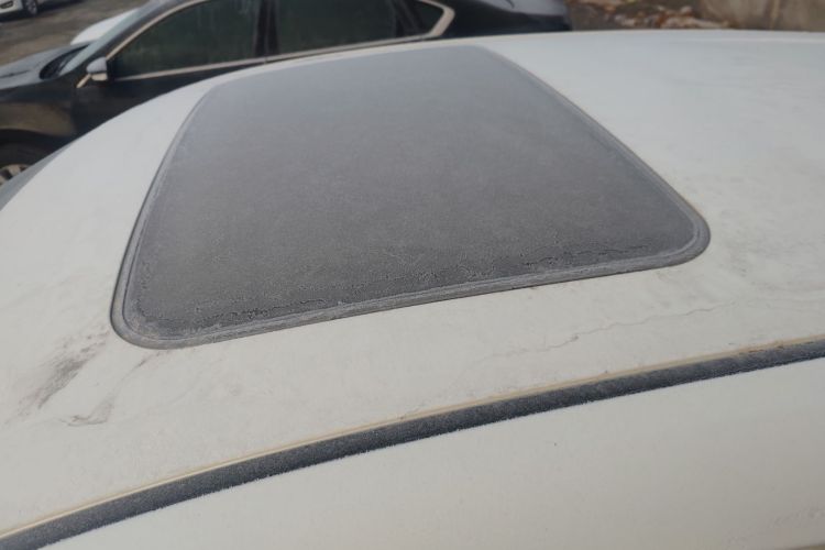 Toyota C-HR EV 2020 image de voiture #25