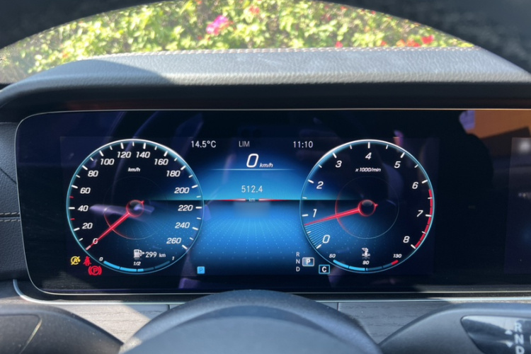 Mercedes-Benz E Class 2021 car image #25