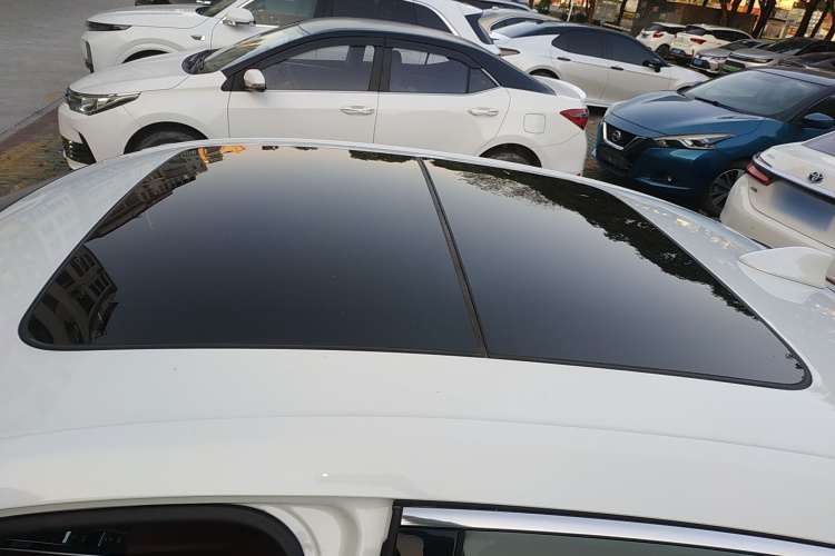 Honda Inspire 2022 car image #25