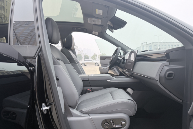 极氪 极氪7X 2025 汽车图片 #25