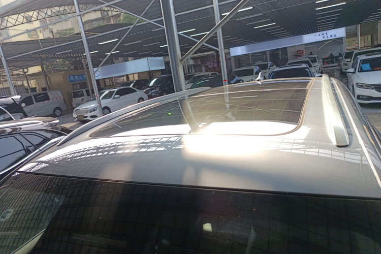 BYD Sea Lion 05 DM-i 2025 image de voiture #25