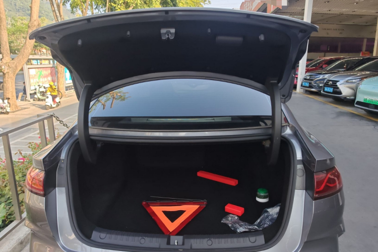 BYD Qin L 2024 car image #25