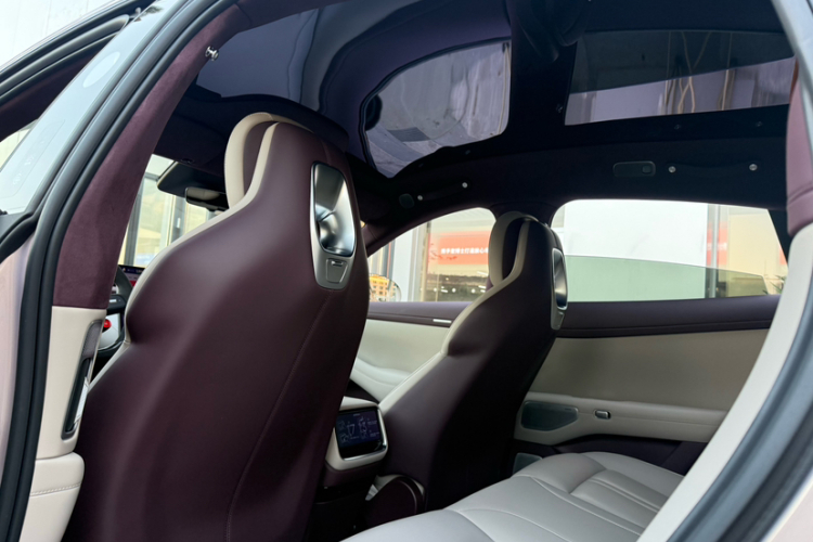 小米汽车 小米YU7 2025 #25 小米汽车 小米YU7 2025 汽车图片 #25