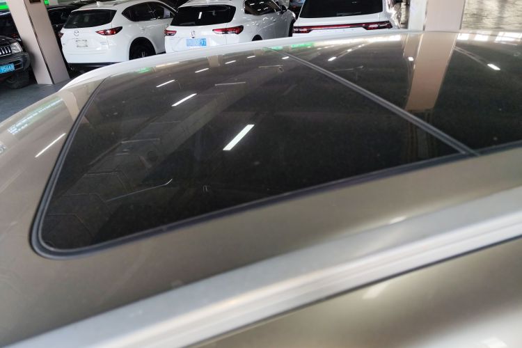 Honda UR-V 2017 #25 Honda UR-V 2017 immagine di auto #25