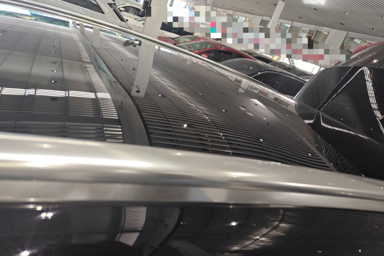 Mercedes-Benz GLA AMG 2016 immagine di auto #25