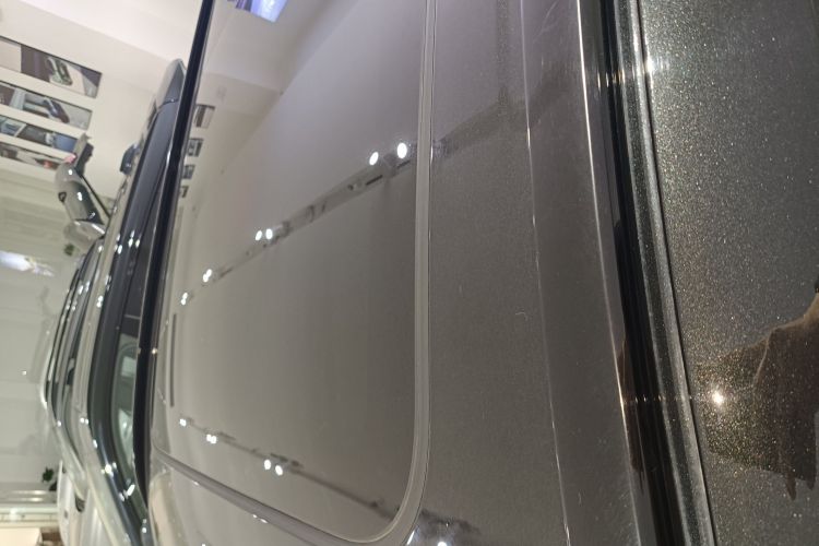 Lynk & Co 09 EM-P 2022 car image #25