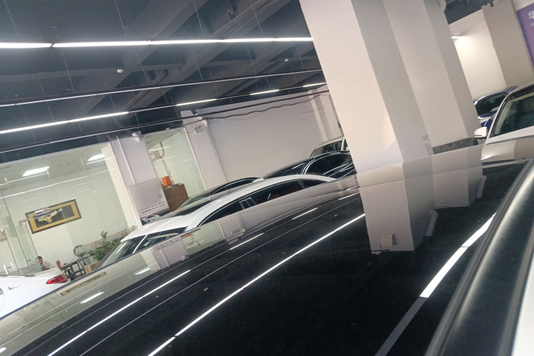 Mercedes-Benz C Class 2025 car image #25