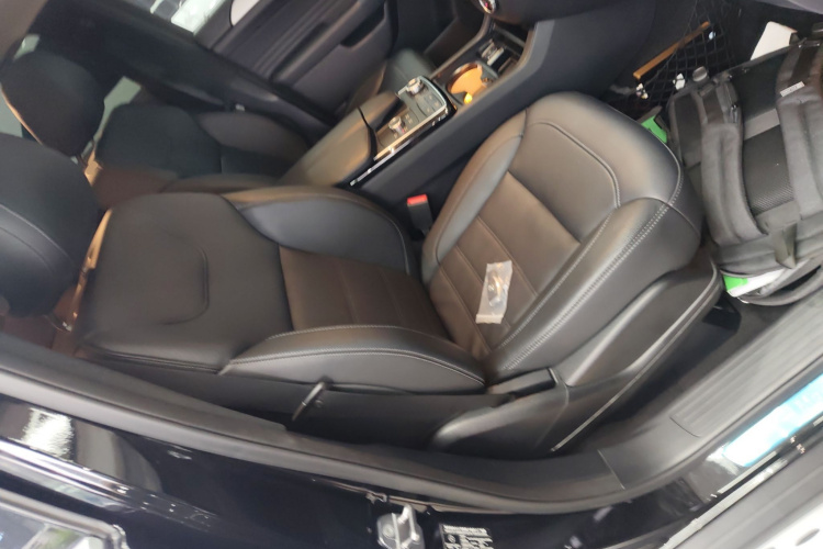 Mercedes-Benz GLE Coupe 2019 #25 Mercedes-Benz GLE Coupe 2019 car image #25
