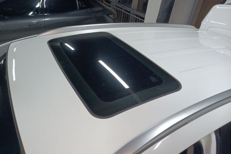 GEELY Vision X6 2022 immagine di auto #25