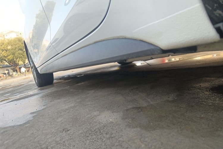 Hyundai Lafesta 2020 immagine di auto #25