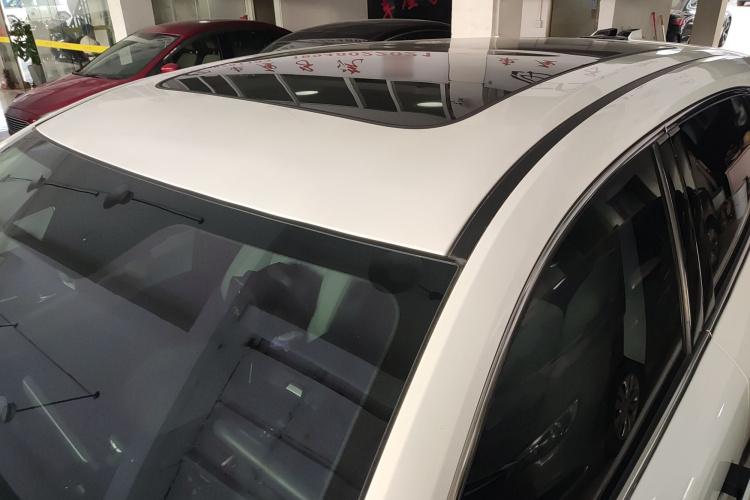 Changan UNI-K iDD 2022 car image #25